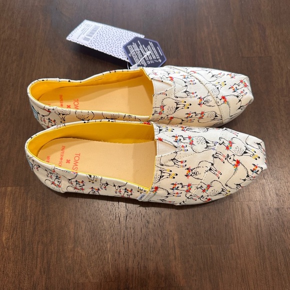Toms x Paper Source Llama Print Fabric Shoes Size 8 - Picture 2 of 11